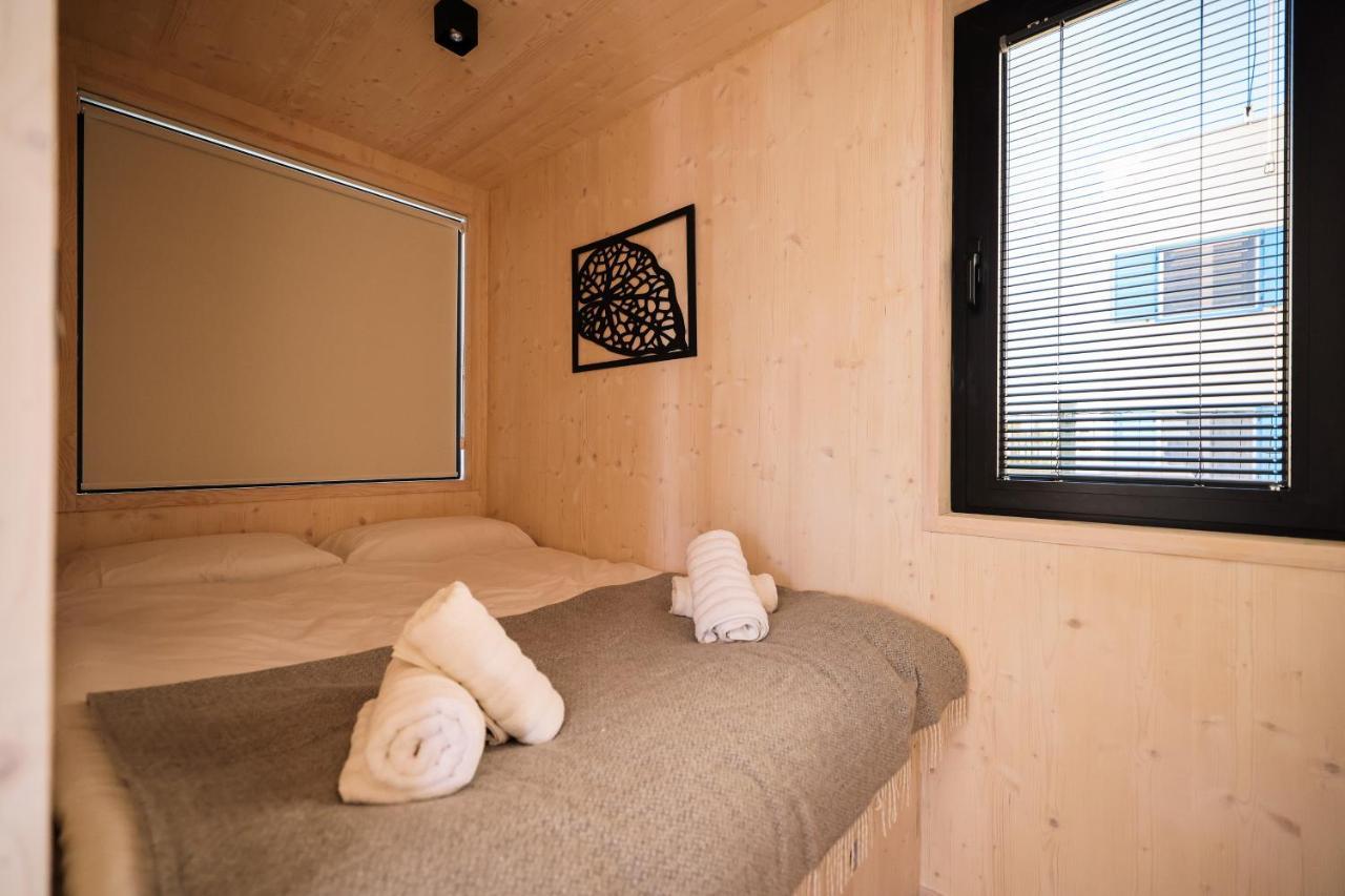 Arcadia Eco-luxe Mobile Homes With Infinity Pool By Oiko Collection Villa