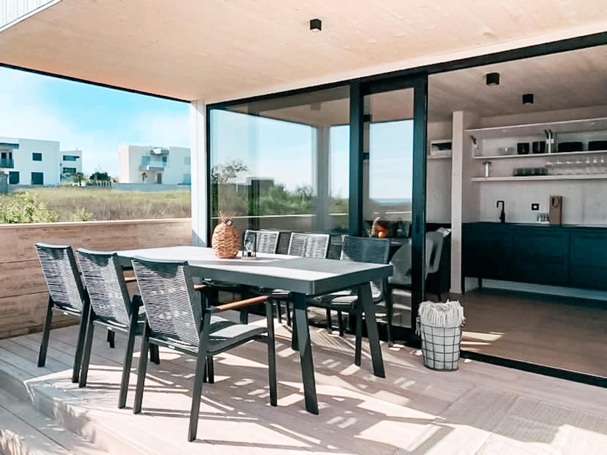 Villa Arcadia Eco-luxe Mobile Homes With Infinity Pool By Oiko Collection