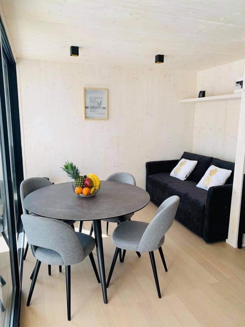 Villa Arcadia Eco-luxe Mobile Homes With Infinity Pool By Oiko Collection *
